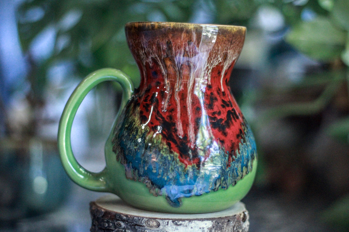 16-C Red and Green PROTOTYPE Flared Mug, 22 oz.
