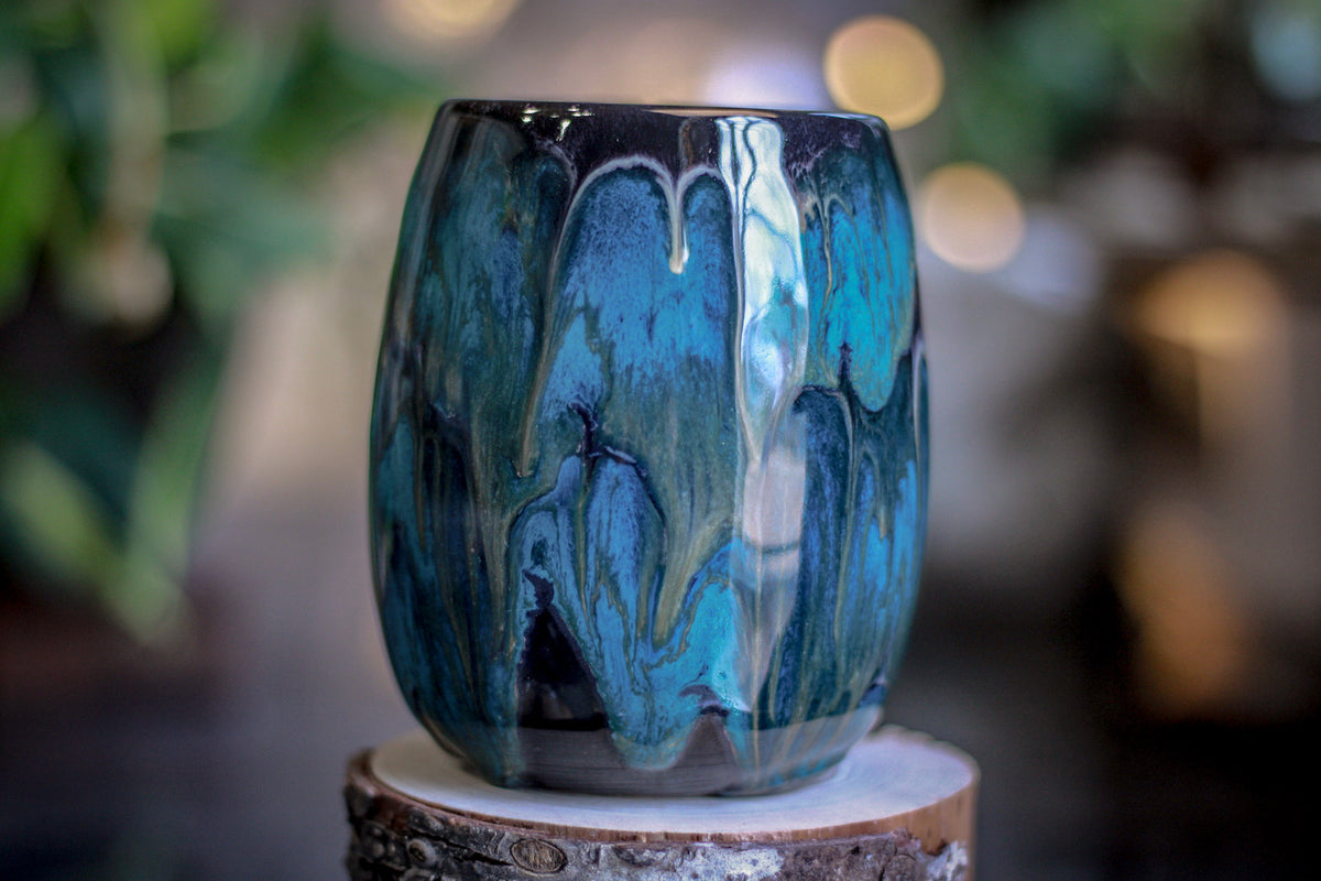 28-D Turquoise Grotto Notched Mug - MISFIT, 22 oz. - 30% off