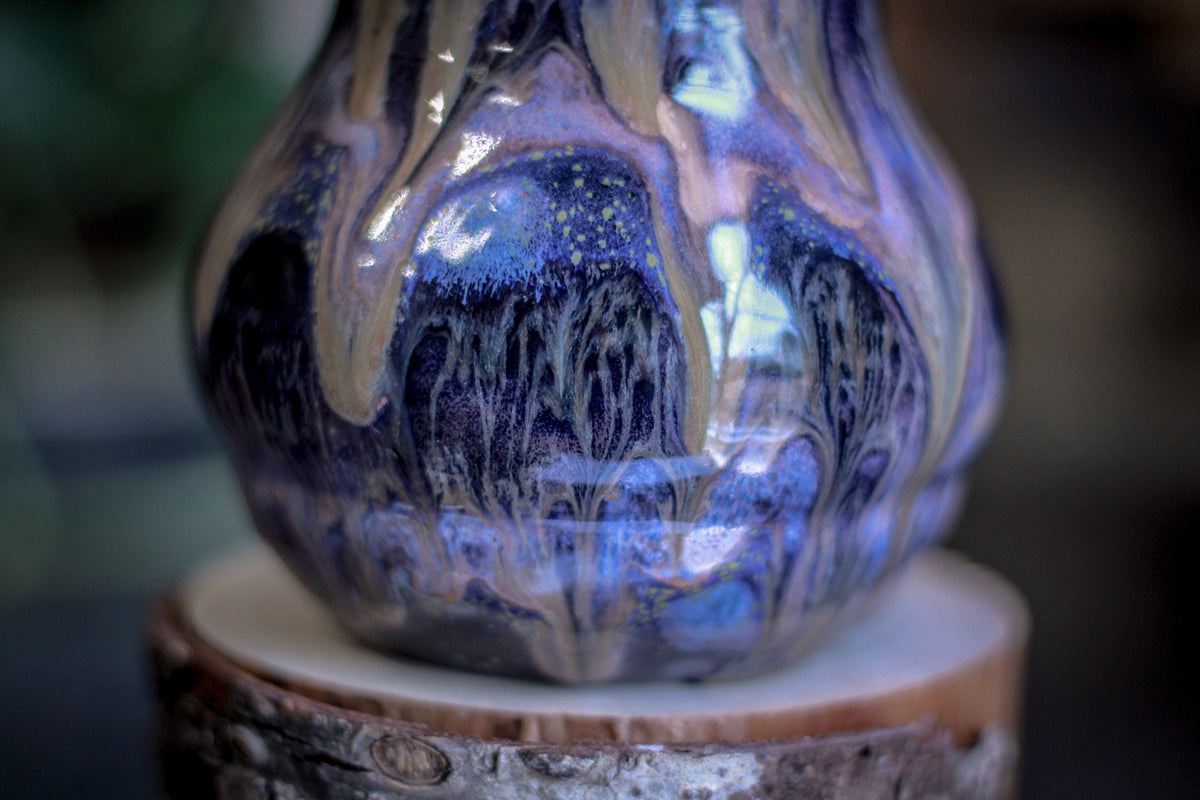 31-C Cosmic Amethyst Grotto Barely Flared Acorn Mug - MISFIT, 19 oz. - 15% off