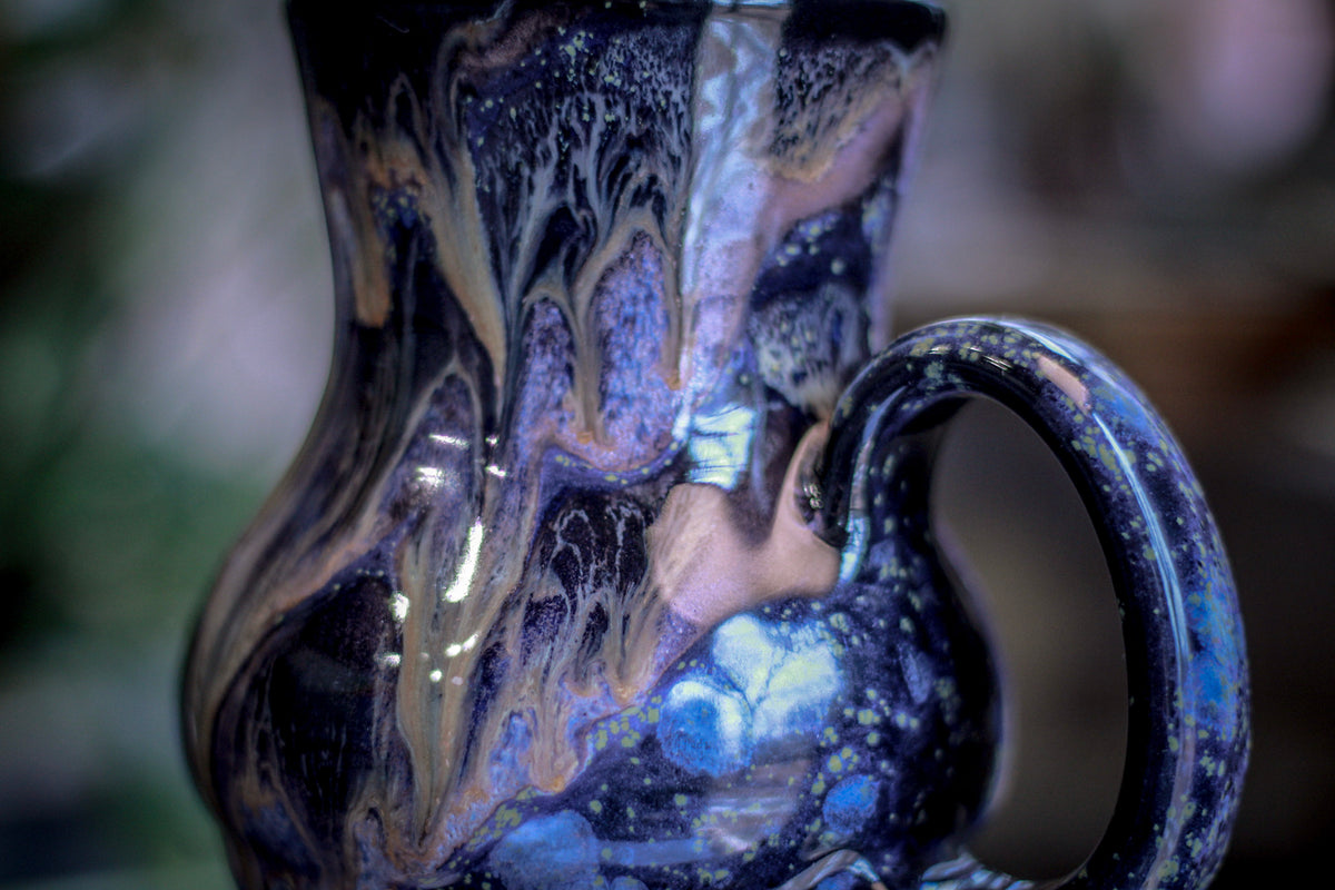31-C Cosmic Amethyst Grotto Barely Flared Acorn Mug - MISFIT, 19 oz. - 15% off