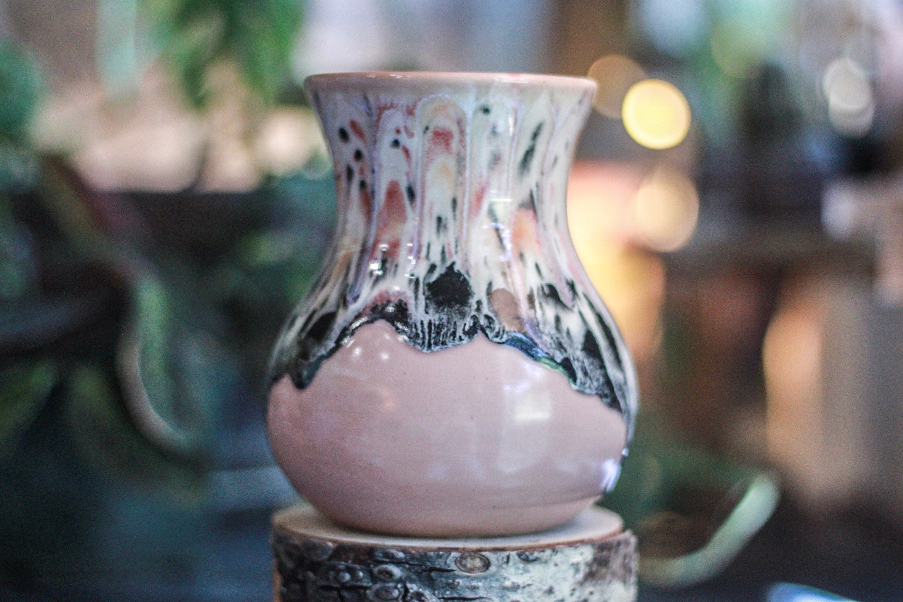 01-D Granny's Lace Flared Mug - TOP SHELF MISFIT, 24 oz.