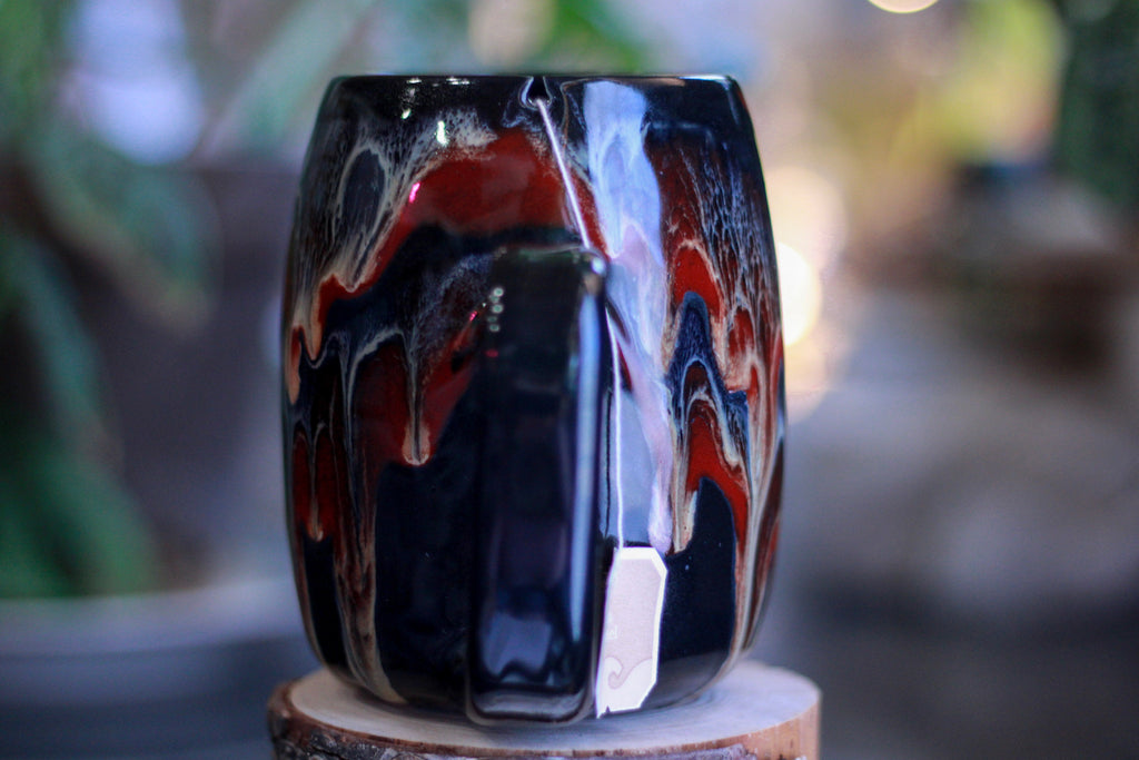 31-D Scarlet Grotto Notched Mug - MISFIT, 25 oz. - 25% off