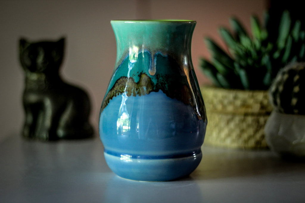 05-C Sonora Flared Acorn Mug, 18 oz.