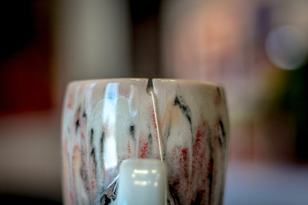 04-D Granny's Lace Notched Gourd Mug, 20 oz.