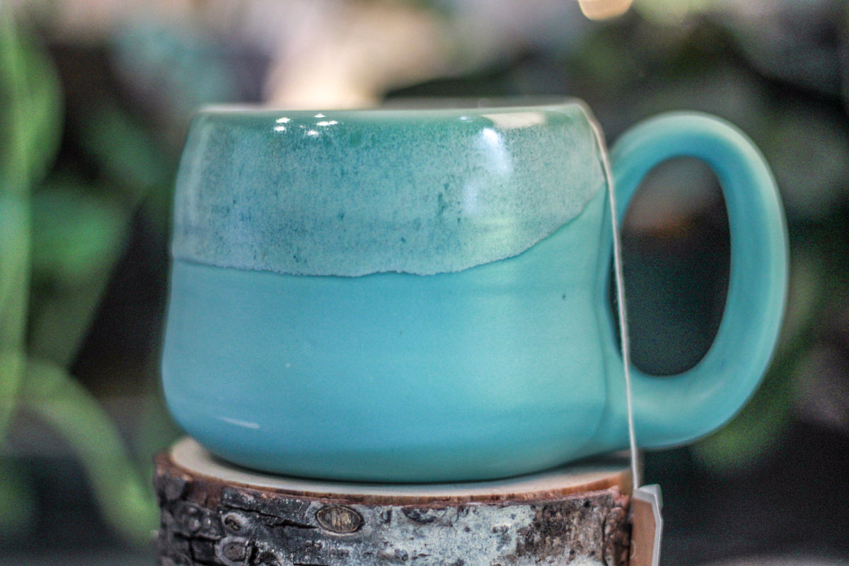 04-G EXPERIMENT Notched Gourd Mug, 15 oz.