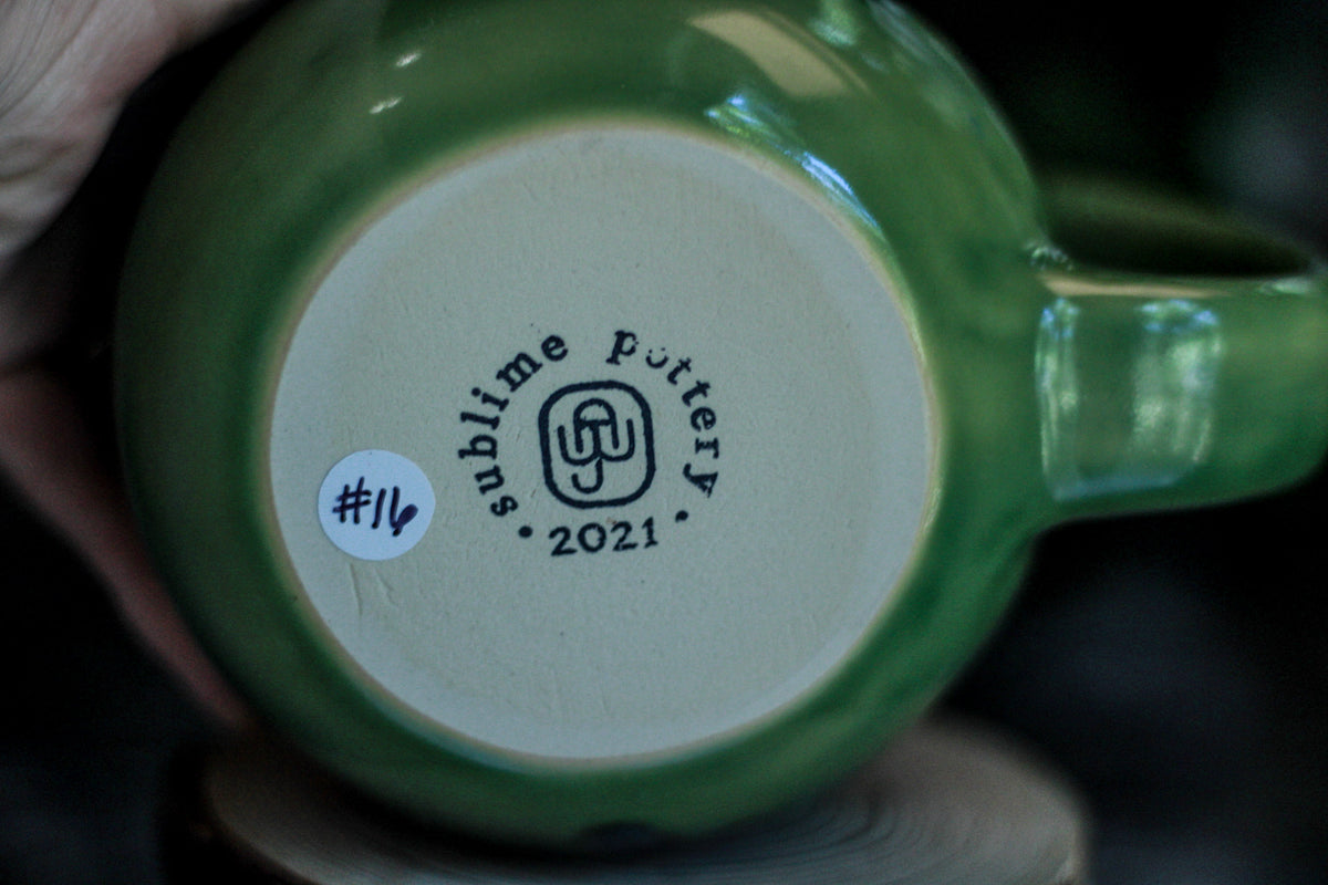 16-C Red and Green PROTOTYPE Flared Mug, 22 oz.
