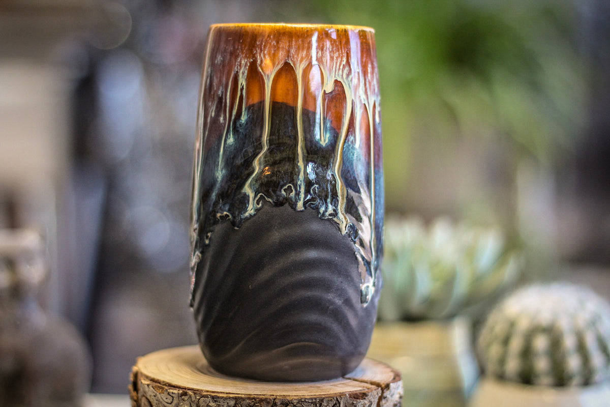 05-D New Wave Textured Mug, 19 oz.
