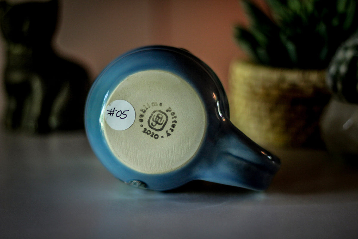 05-C Sonora Flared Acorn Mug, 18 oz.