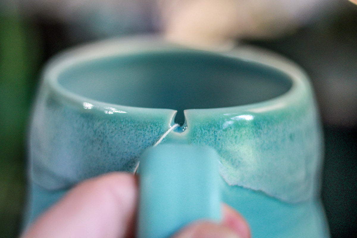 04-G EXPERIMENT Notched Gourd Mug, 15 oz.