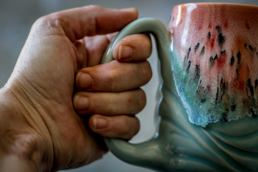05-D Coral Meadow Textured Mug, 15 oz.