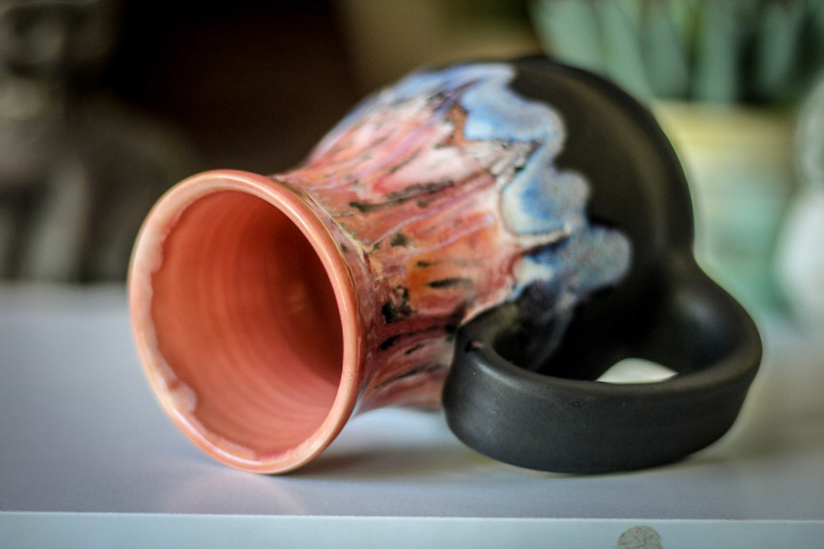 05-D Coral Meadow Barely Flared Acorn Mug, 20 oz.