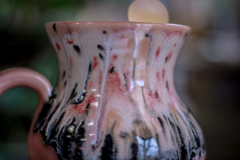 04-D Granny's Lace Flared Mug, 16 oz.