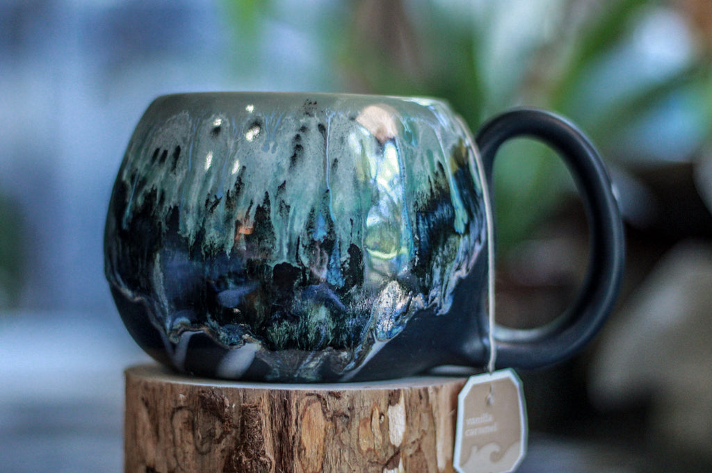 06-B Champlain Shale Notched Squat Gourd Mug - MINOR MISFIT, 20 oz. - 10% off
