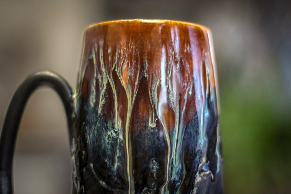 05-D New Wave Textured Mug, 19 oz.