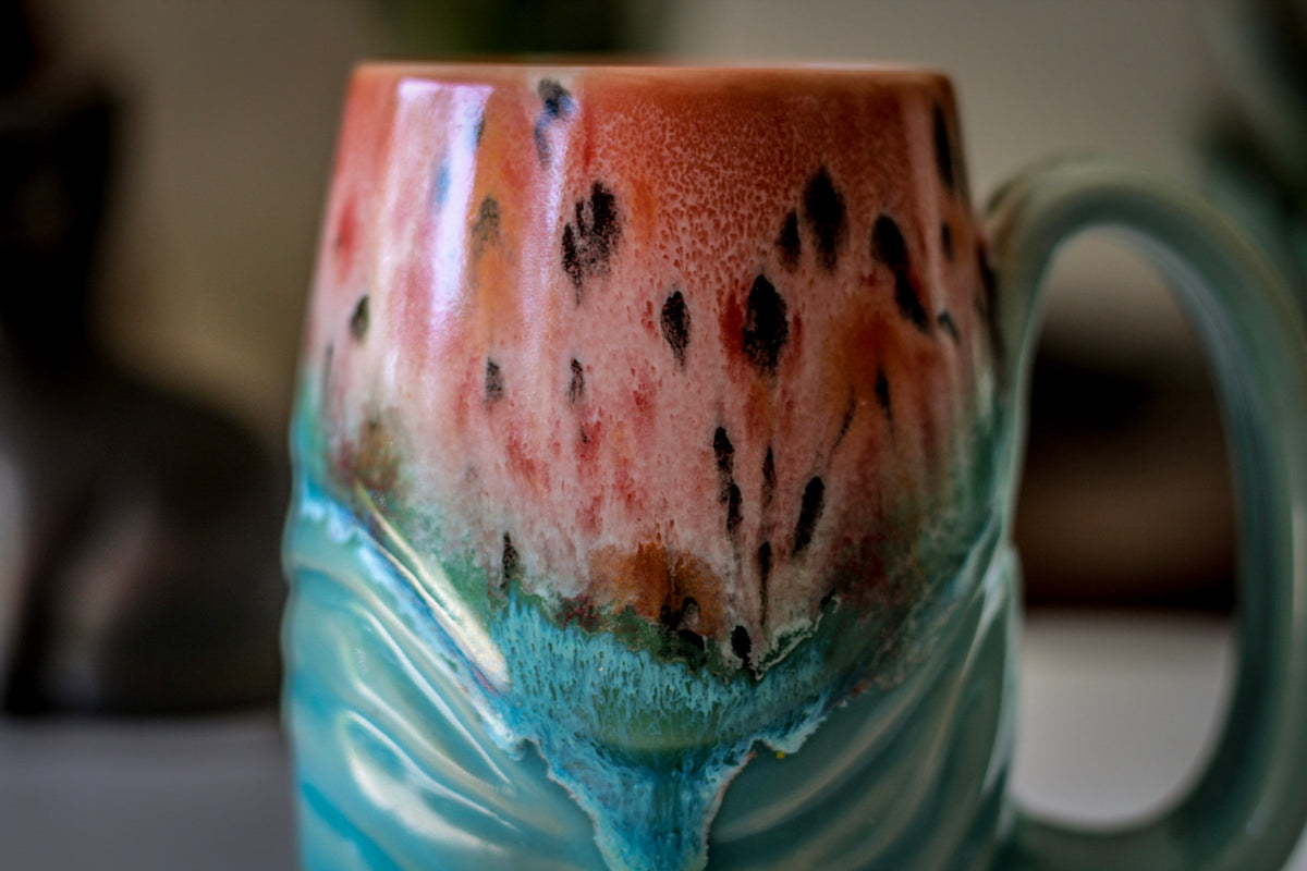 05-D Coral Meadow Textured Mug, 15 oz.