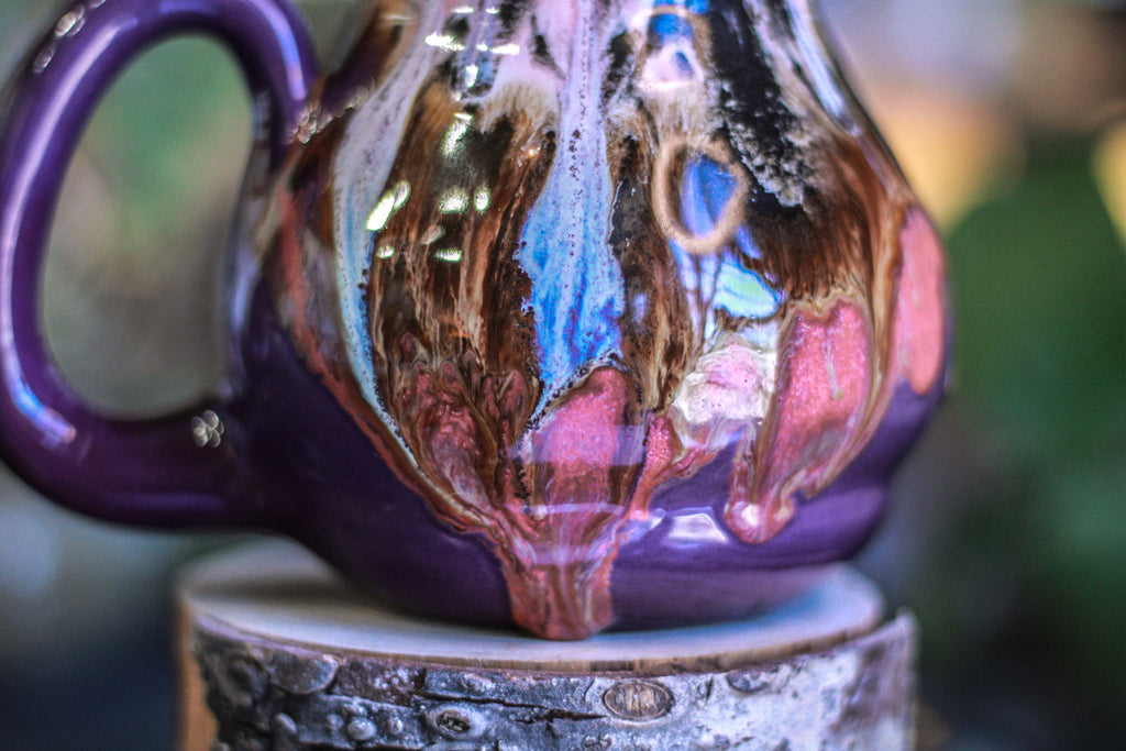 04-B Granny's Boudoir Flared Acorn Notched Mug - MINOR MISFIT, 22 oz. - 10% off