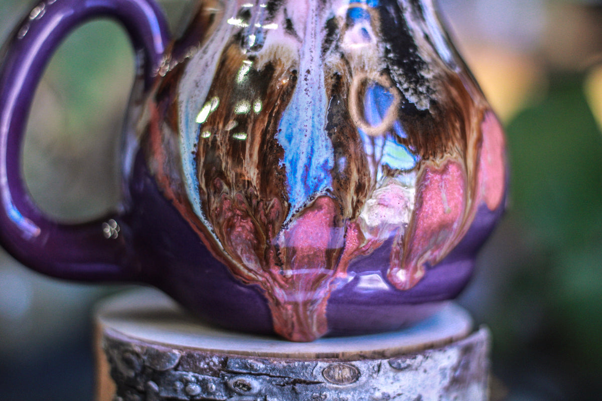04-B Granny's Boudoir Flared Acorn Notched Mug - MINOR MISFIT, 22 oz. - 10% off
