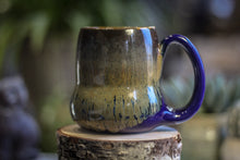 Load image into Gallery viewer, 05-E Atlantean Falls Variation Gourd Mug, 14 oz.