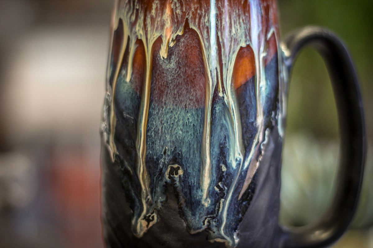05-D New Wave Textured Mug, 19 oz.