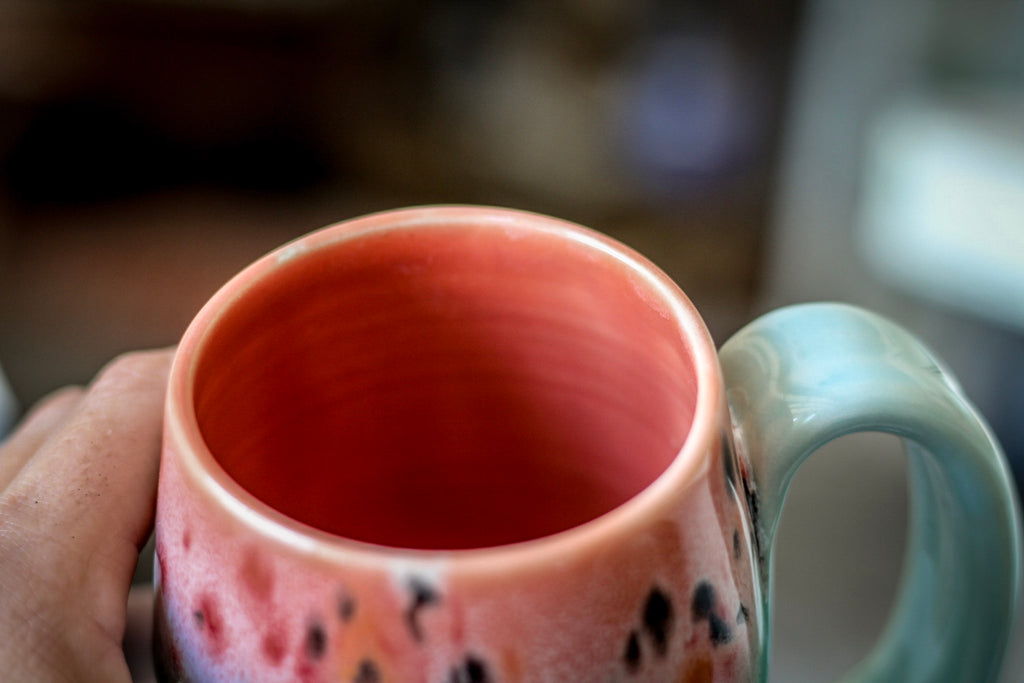 05-D Coral Meadow Textured Mug, 15 oz.