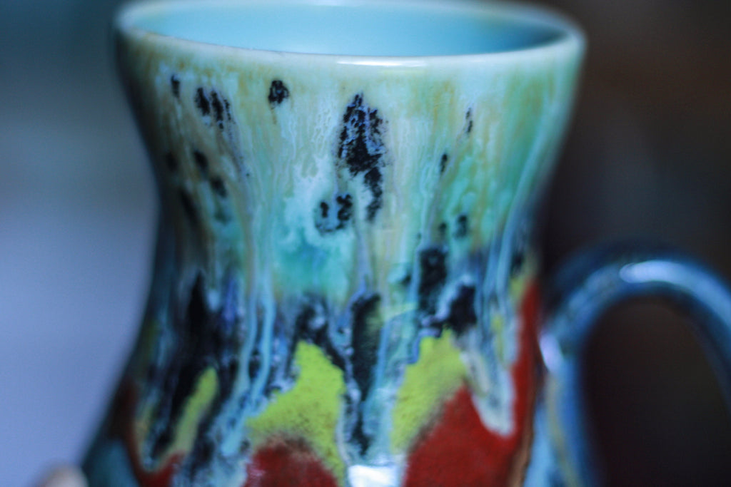 05-C PROTOTYPE Barely Flared Mug, 19 oz.