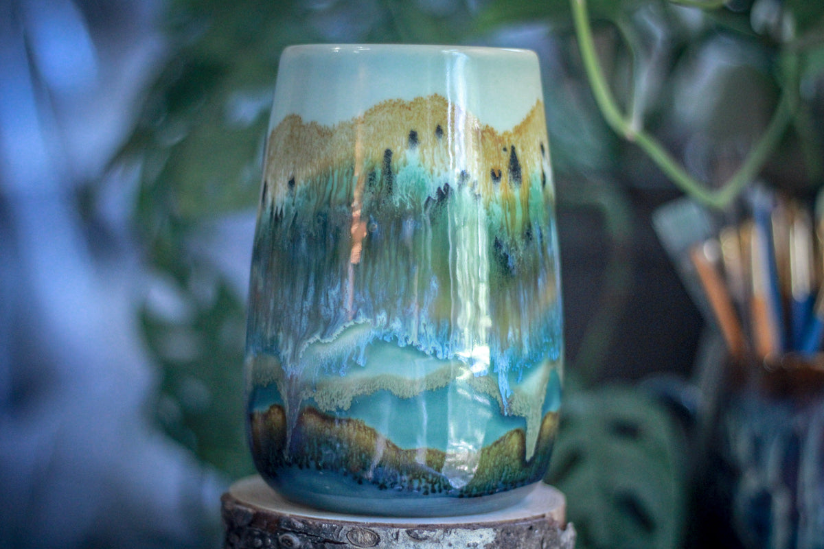 06-A Yellowstone Mug, 29 oz.