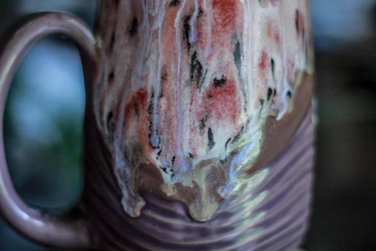 05-E Granny's Lace Textured Mug, 18 oz.