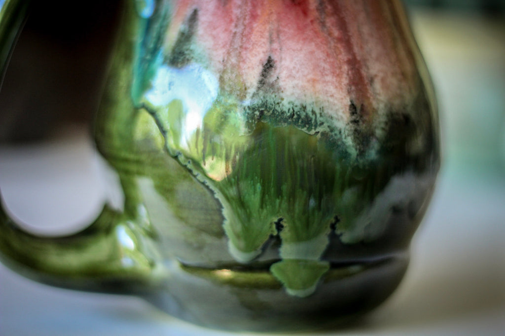 06-D Coral Meadow Barely Flared Acorn Mug, 18 oz.