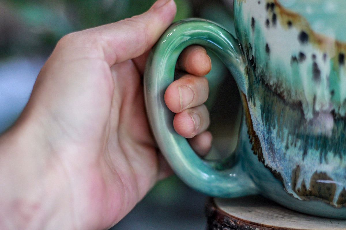 07-B Yellowstone Gourd Mug, 32 oz.