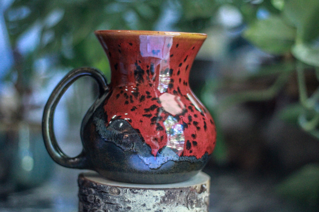 18-E Vesuvius Very Flared Mug, 21 oz.