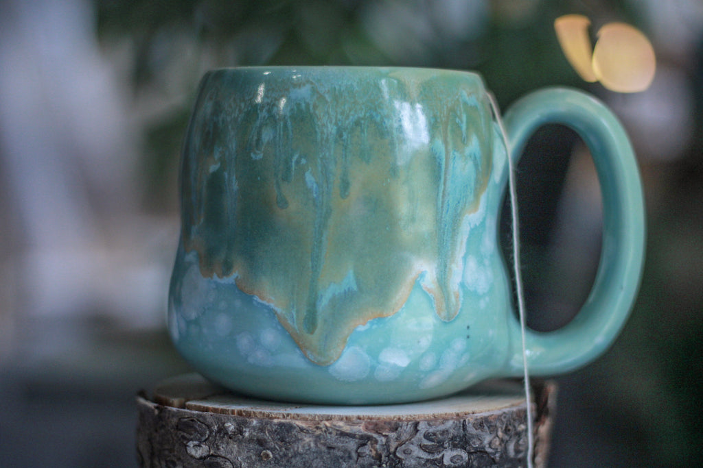 06-E Atlantean Jade Variation Notched Squat Gourd Mug, 16 oz.