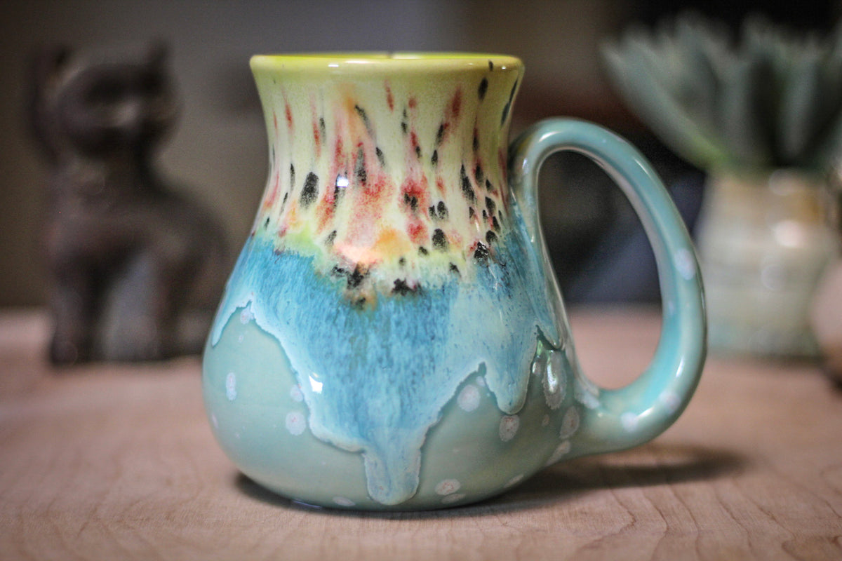 06-D PROTOTYPE Flared Mug, 17 oz.