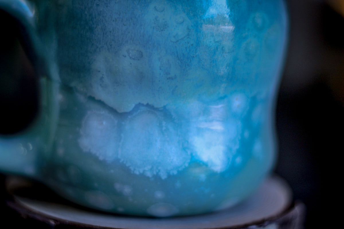 05-F Atlantean Jade Variation Gourd Mug, 13 oz.