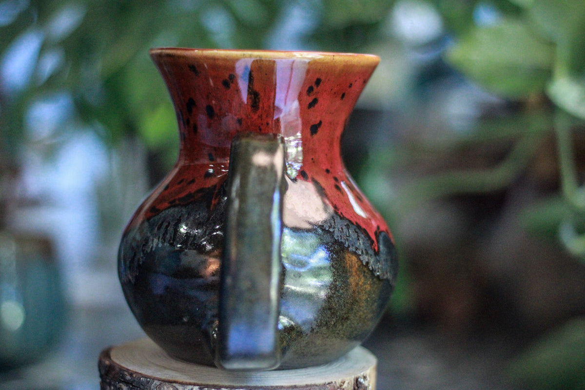18-E Vesuvius Very Flared Mug, 21 oz.