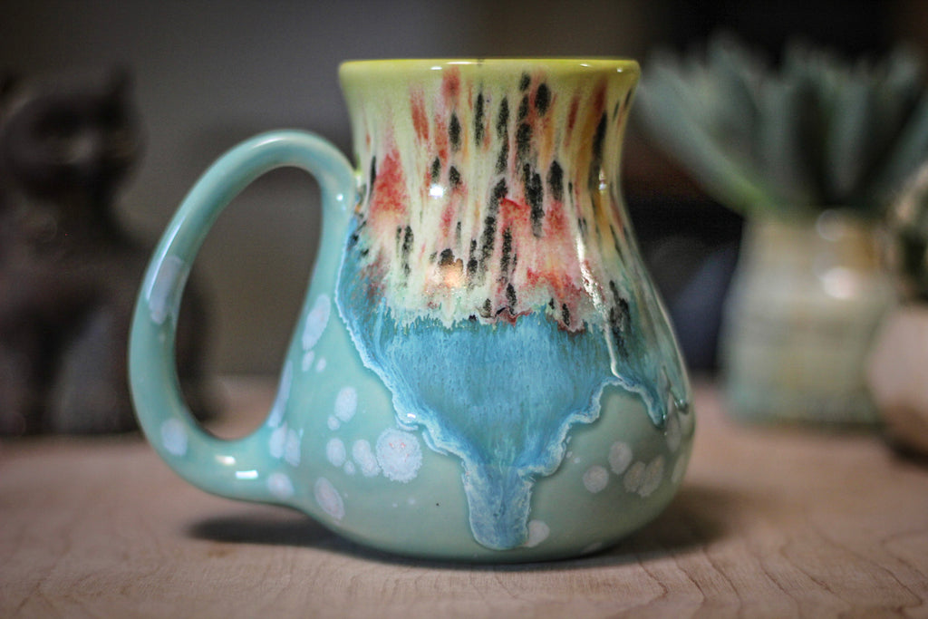 06-D PROTOTYPE Flared Mug, 17 oz.