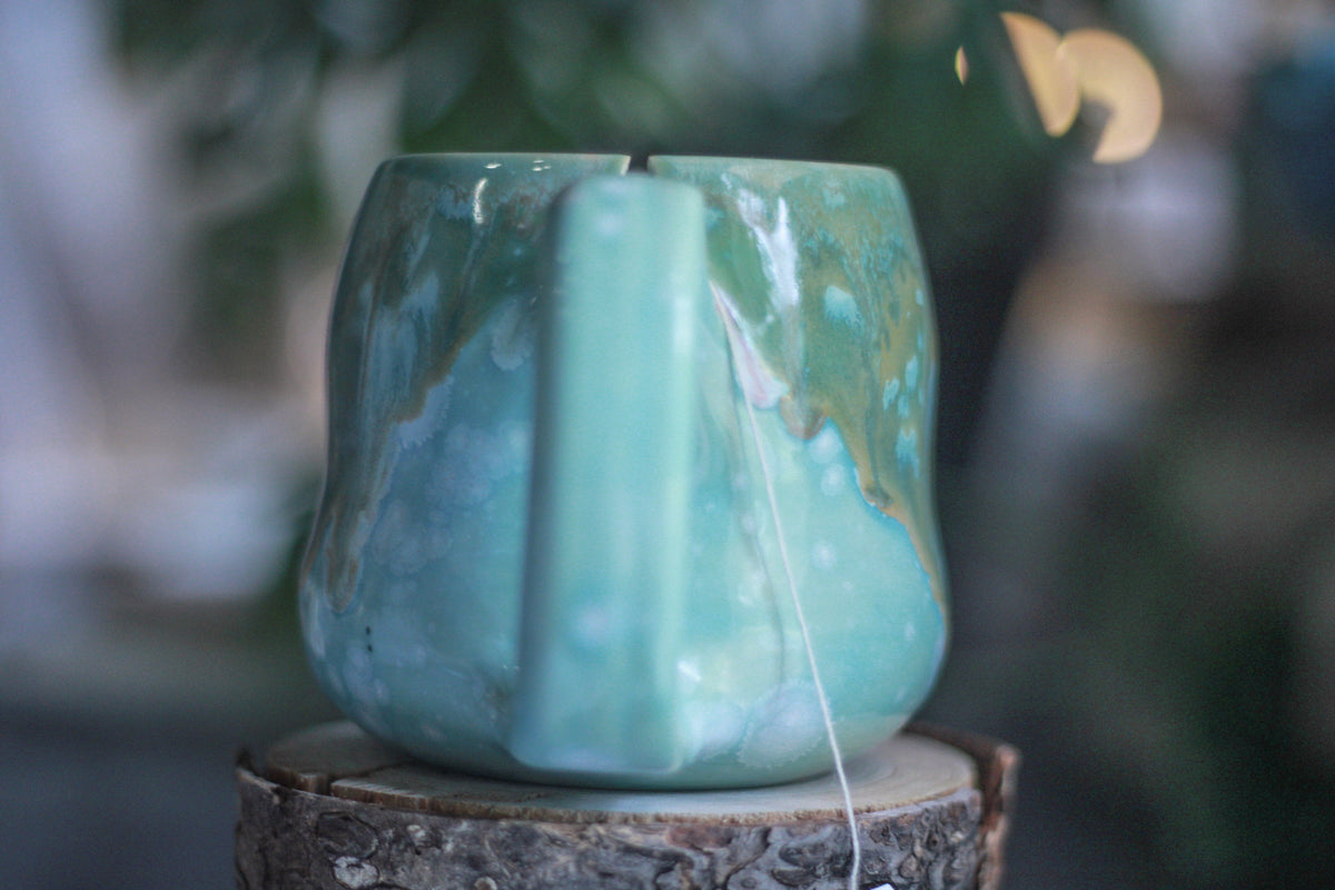 06-E Atlantean Jade Variation Notched Squat Gourd Mug, 16 oz.