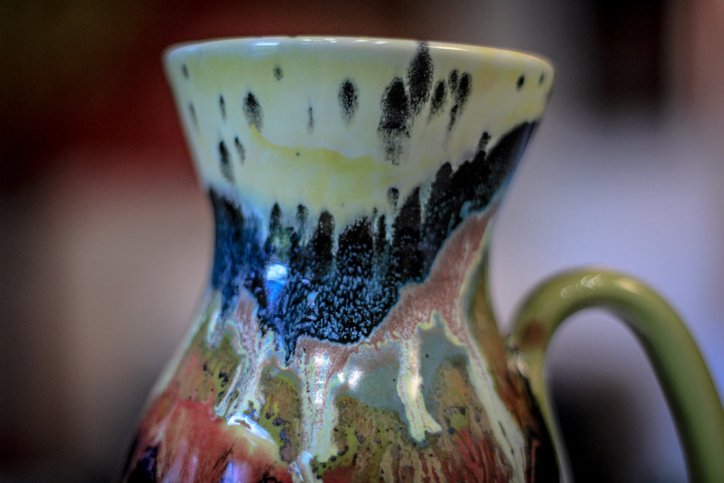 05-A Grotto PROTOTYPE Notched Flared Mug, 18 oz.