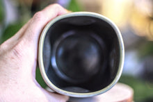 Load image into Gallery viewer, 07-D PROTOTYPE Divot Cup - MISFIT, 17 oz. - 25% off
