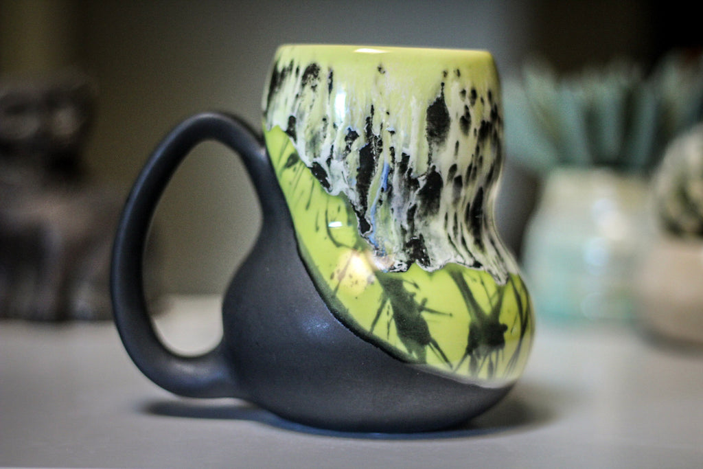 06-D PROTOTYPE Gourd Mug - TOP SHELF, 19 oz.
