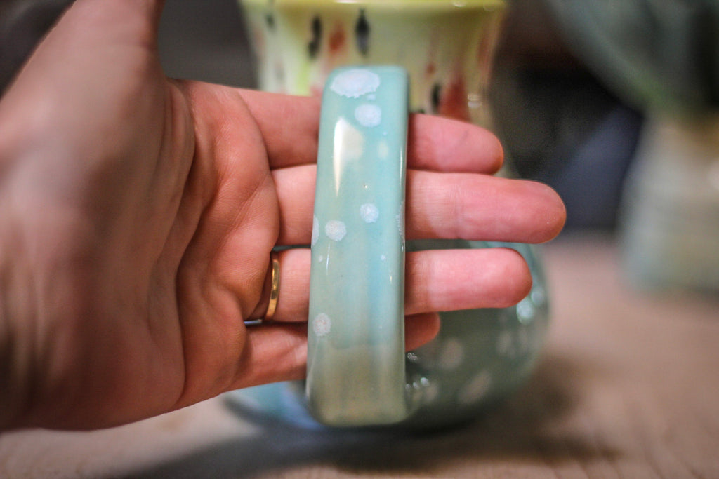 06-D PROTOTYPE Flared Mug, 17 oz.