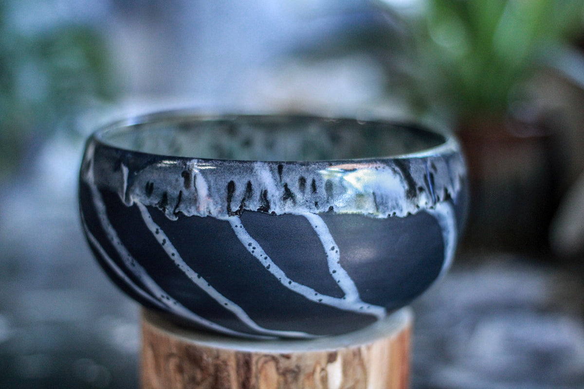 07-A Champlain Shale Soup Bowl, 26 oz.