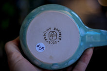 Load image into Gallery viewer, 05-F Atlantean Jade Variation Gourd Mug, 13 oz.