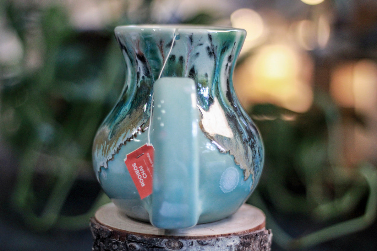 07-C Champlain Falls Barely Flared Notched Mug - TOP SHELF, 19 oz.