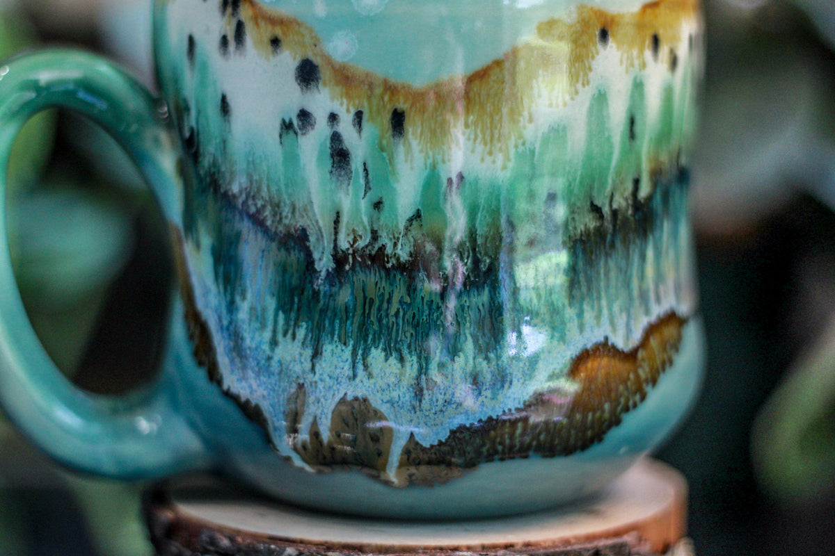 07-B Yellowstone Gourd Mug, 32 oz.