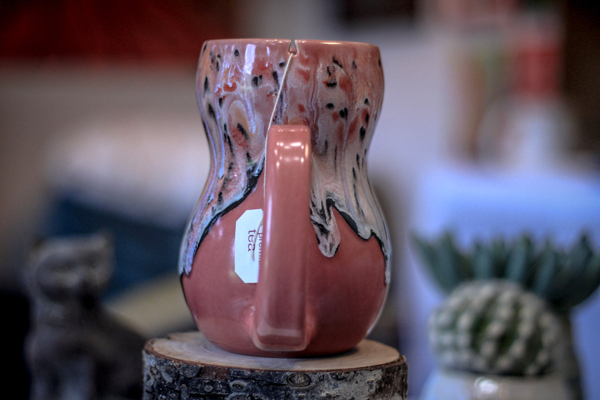 06-D Granny's Lace Notched Gourd Mug - MINOR MISFIT, 20 oz. - 10% off