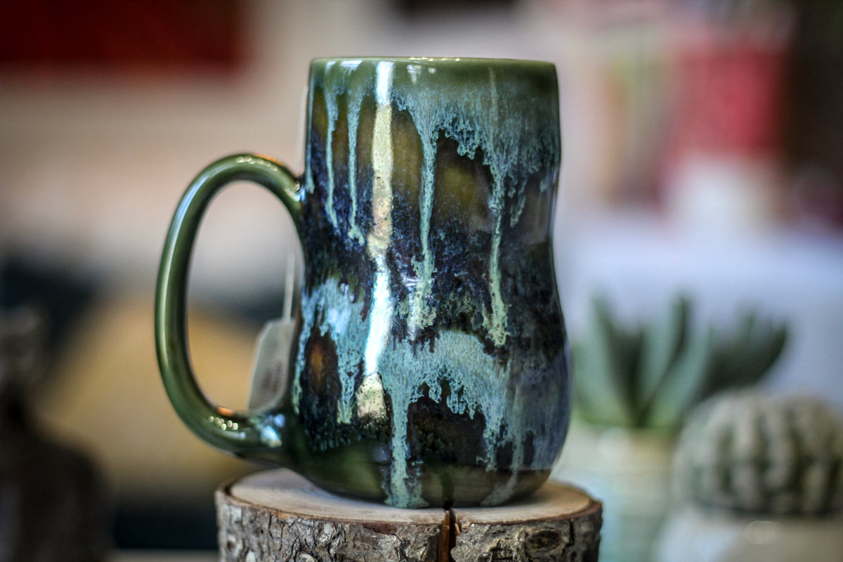 08-E Boreal Mist Notched Gourd Mug, 16 oz.