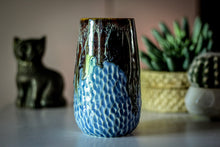 Load image into Gallery viewer, 08-D New Wave Textured Mug, 18 oz.
