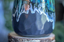 Load image into Gallery viewer, 07-B Champlain Falls Crystal Stein Mug, 24 oz.