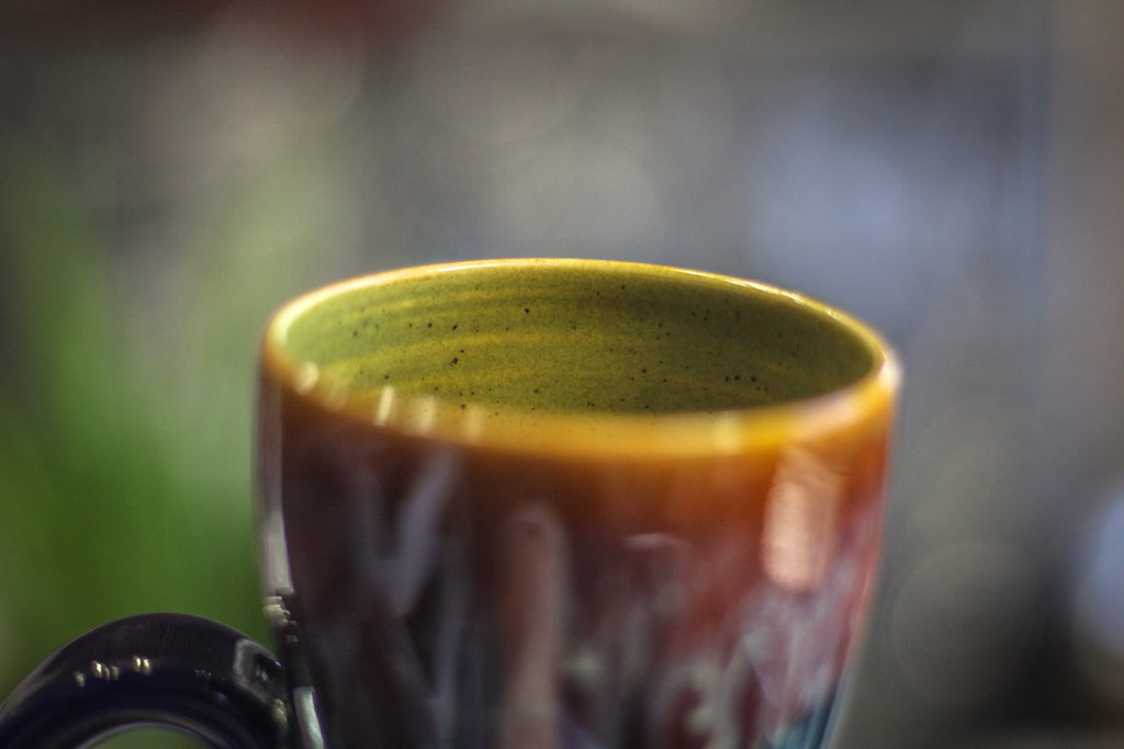 06-D New Wave Acorn Mug - TOP SHELF, 22 oz.