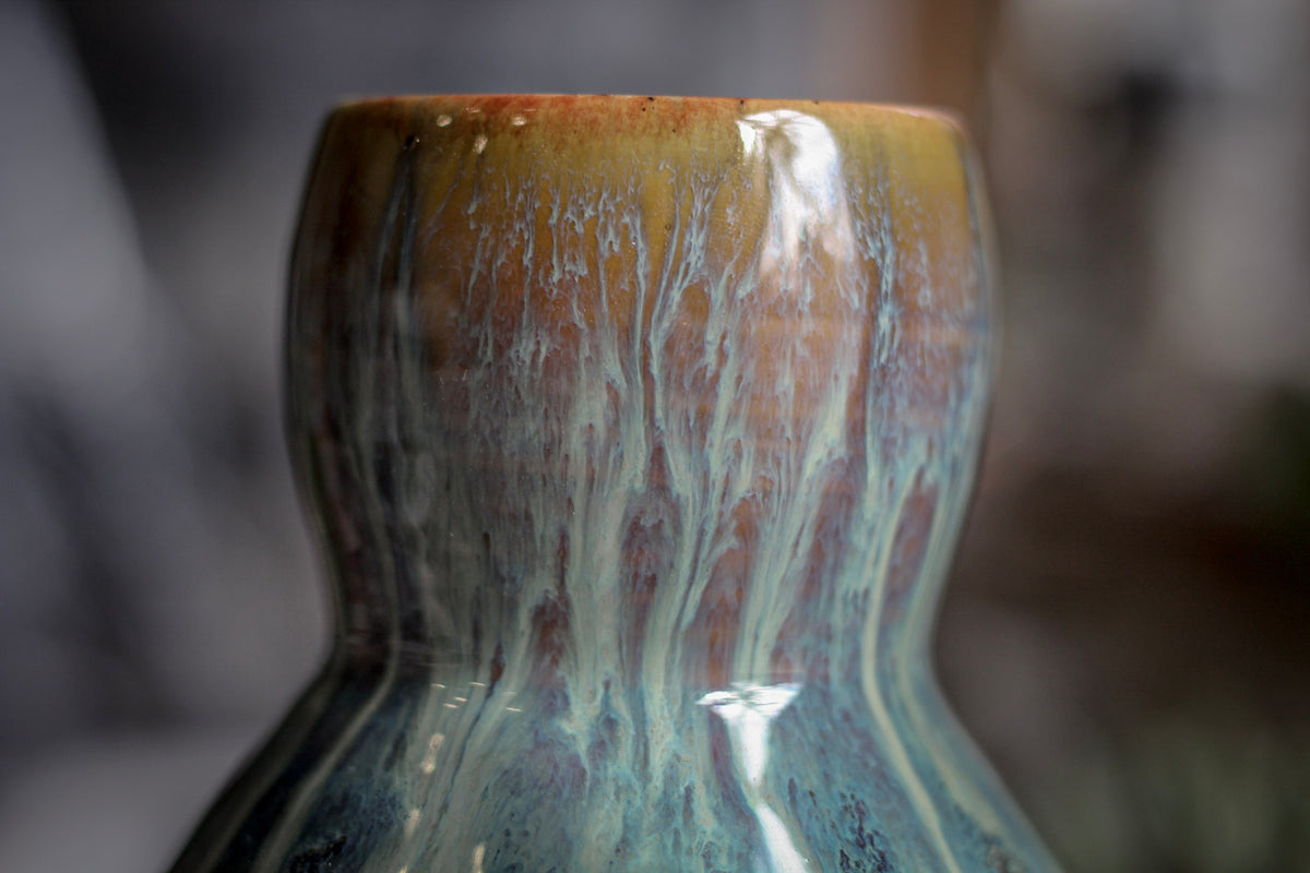 07-E Mossy Wave Vase - MINOR MISFIT, 20 oz. - 10% off